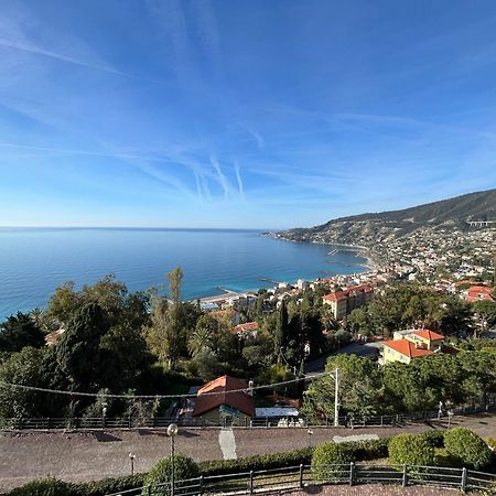 Simo'S Home Ospedaletti Εξωτερικό φωτογραφία